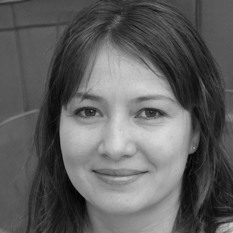 Ana Popescu - Consultantă bugetare